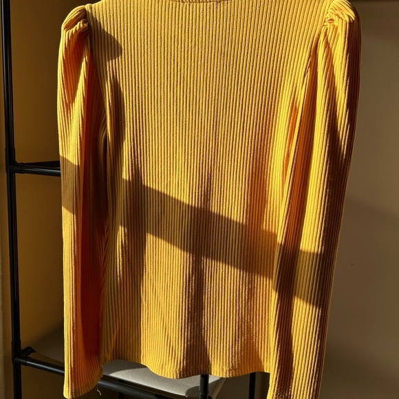 Shirt - Picture 3 of 5